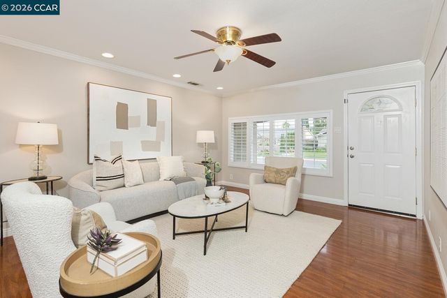 5506 Nebraska Dr, Concord, CA 94521