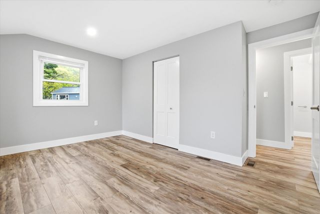 93 Lynchville Park Road, Goffstown, NH 03045