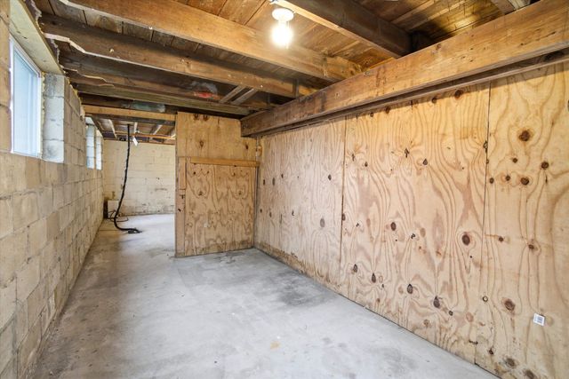 93 Lynchville Park Road, Goffstown, NH 03045