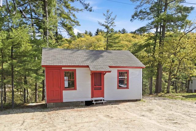93 Lynchville Park Road, Goffstown, NH 03045