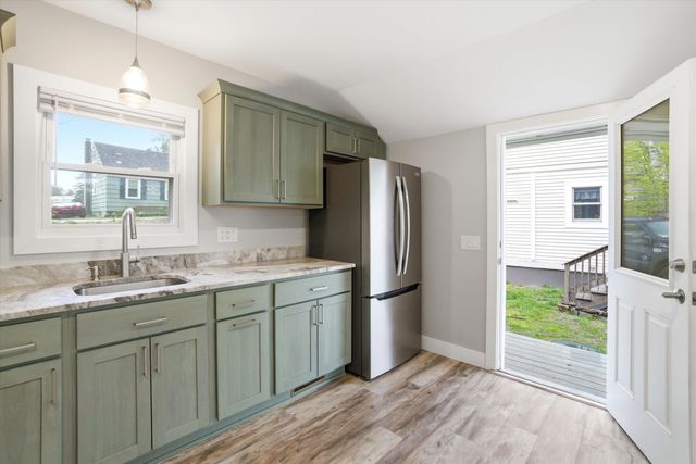 93 Lynchville Park Road, Goffstown, NH 03045