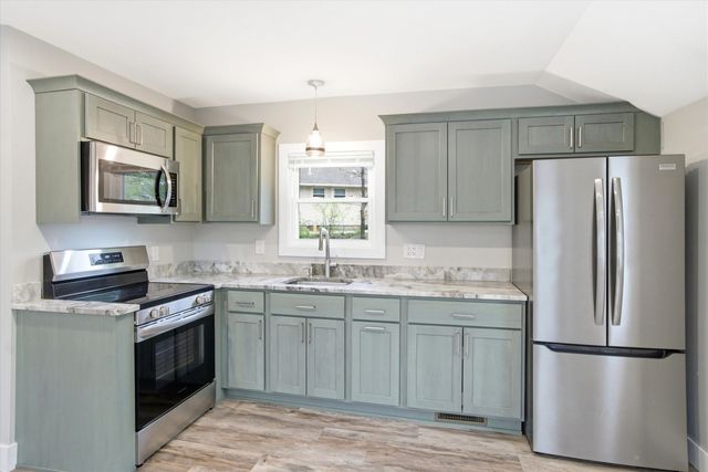 93 Lynchville Park Road, Goffstown, NH 03045