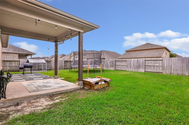 15443 Aberdeen Wood Drive, Humble, TX 77346