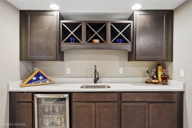 9126 Wellington Drive, West Des Moines, IA 50266