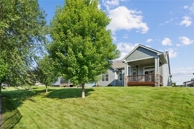 9126 Wellington Drive, West Des Moines, IA 50266
