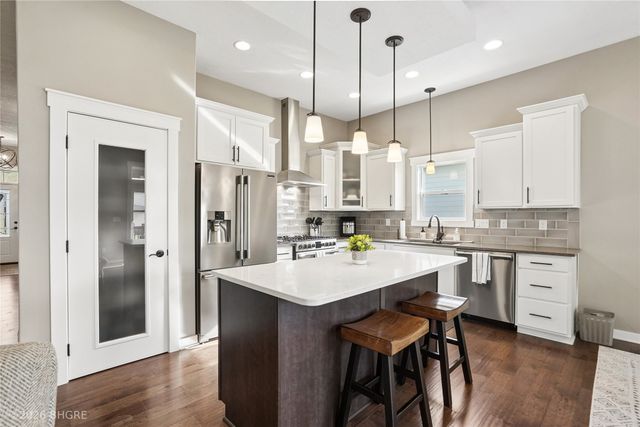 9126 Wellington Drive, West Des Moines, IA 50266
