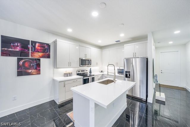 5664 Cerva LN, Ave Maria, FL 34142