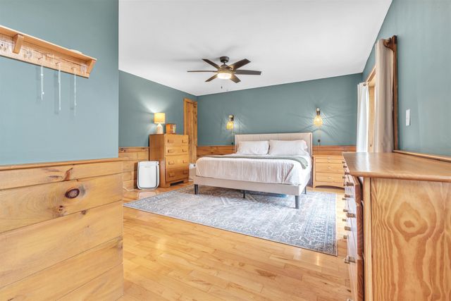 21 King's Row, Hillsborough, NH 03244