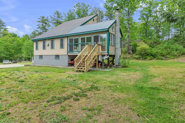 21 King's Row, Hillsborough, NH 03244