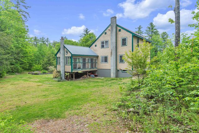 21 King's Row, Hillsborough, NH 03244