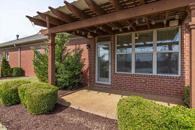 104 Saint Andrews Dr Unit 104, Oakland, TN 38060