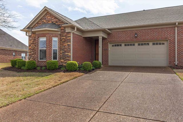 104 Saint Andrews Dr Unit 104, Oakland, TN 38060