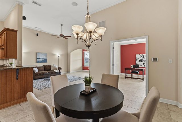 104 Saint Andrews Dr Unit 104, Oakland, TN 38060