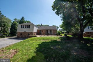 1612 E WILLOW GROVE AVE, Glenside, PA 19038