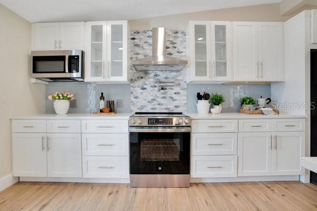 Image 13 of property listing at 1926 NATALEN ROAD, Winter Park, FL 32792