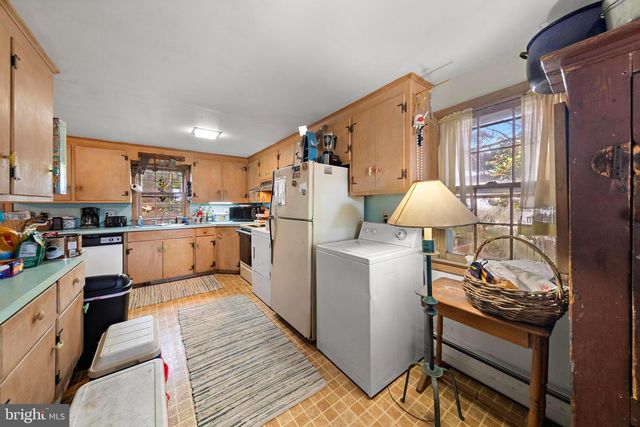 708 N ATLANTIC AVE, Beach Haven, NJ 08008