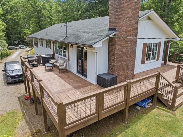 305 White Mountain, Marble, NC 28905