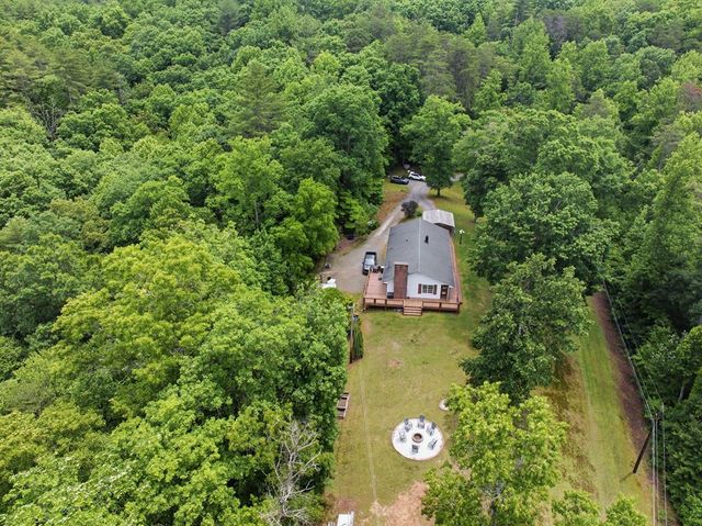 305 White Mountain, Marble, NC 28905