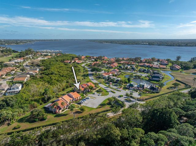 3307 SE SANDPIPER Circle, Port St. Lucie, FL 34952