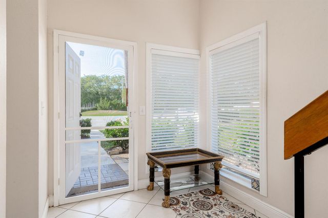 3307 SE SANDPIPER Circle, Port St. Lucie, FL 34952