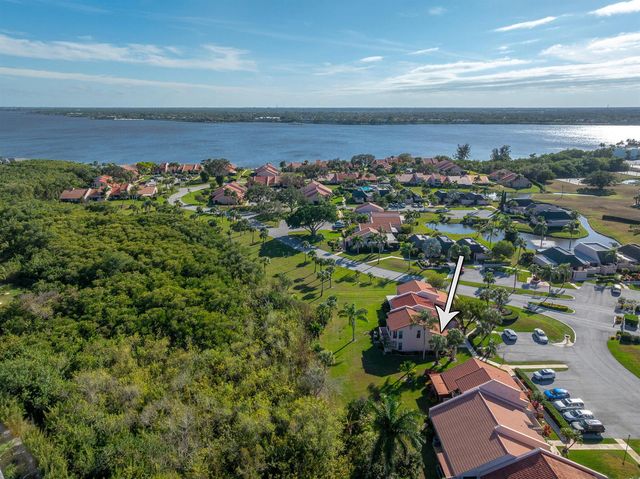 3307 SE SANDPIPER Circle, Port St. Lucie, FL 34952