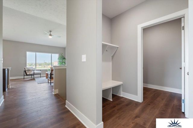 2915 Lakeside Drive, Plattsmouth, NE 68048