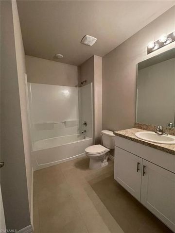 2802 40th ST SW, Lehigh Acres, FL 33976