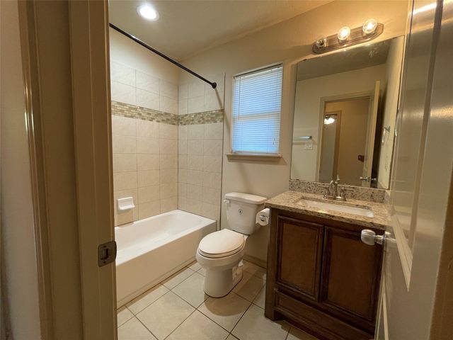 16928 W Ivanhoe, Montgomery, TX 77316