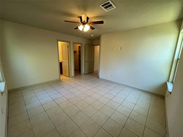 16928 W Ivanhoe, Montgomery, TX 77316