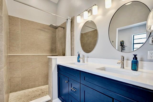 54 Cedar Circle, Boynton Beach, FL 33436