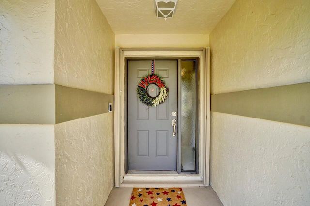 54 Cedar Circle, Boynton Beach, FL 33436