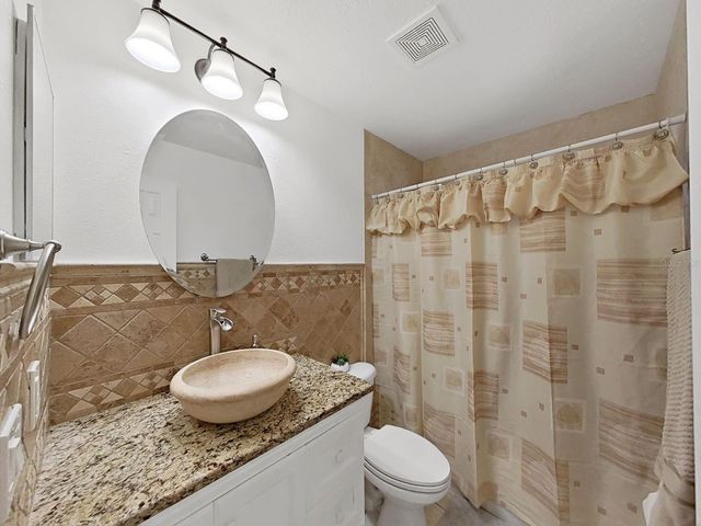 3306 E CHELSEA STREET, Tampa, FL 33610