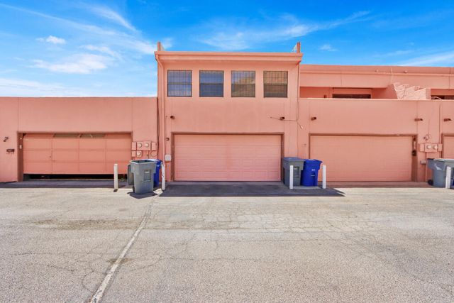 730 N Resler Drive B, El Paso, TX 79912