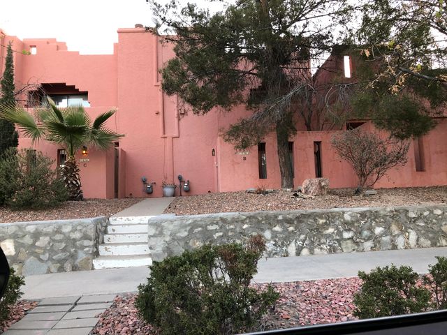 730 N Resler Drive B, El Paso, TX 79912
