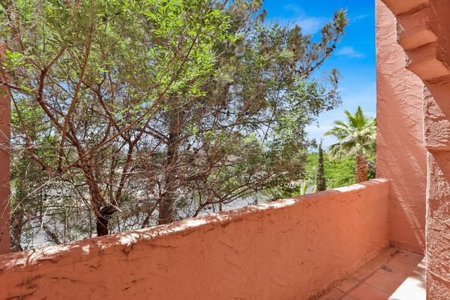 730 N Resler Drive B, El Paso, TX 79912
