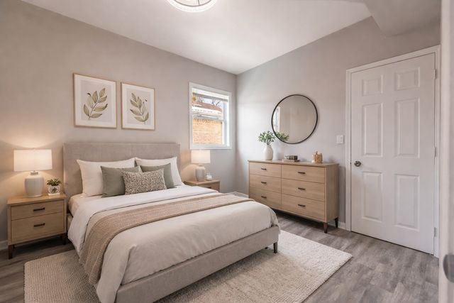 12420 S Emerald Avenue, Chicago, IL 60628