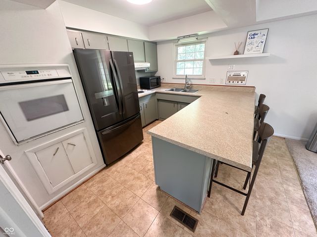 5829 W 30th Street, Indianapolis, IN 46224