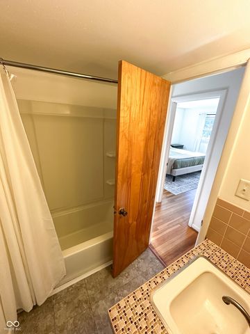 5829 W 30th Street, Indianapolis, IN 46224