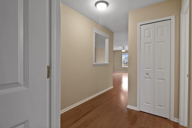 2753 Kildare Courtyard, Valparaiso, IN 46385