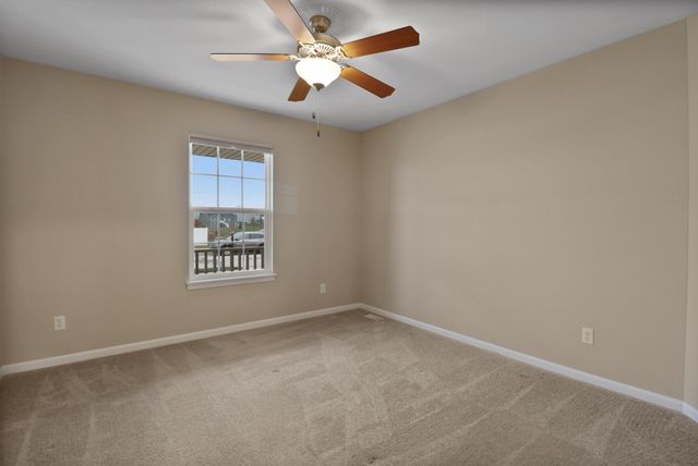 2753 Kildare Courtyard, Valparaiso, IN 46385