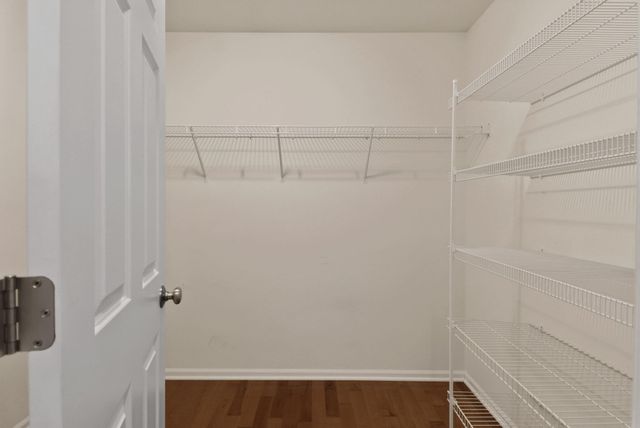 2753 Kildare Courtyard, Valparaiso, IN 46385