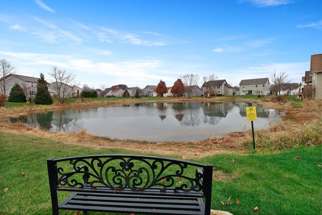 2753 Kildare Courtyard, Valparaiso, IN 46385