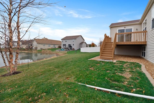 2753 Kildare Courtyard, Valparaiso, IN 46385