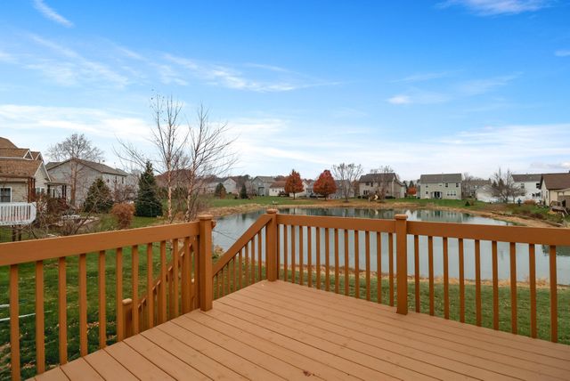 2753 Kildare Courtyard, Valparaiso, IN 46385