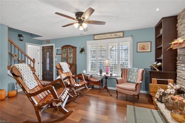 110 Grand View DR, Hampton, VA 23664