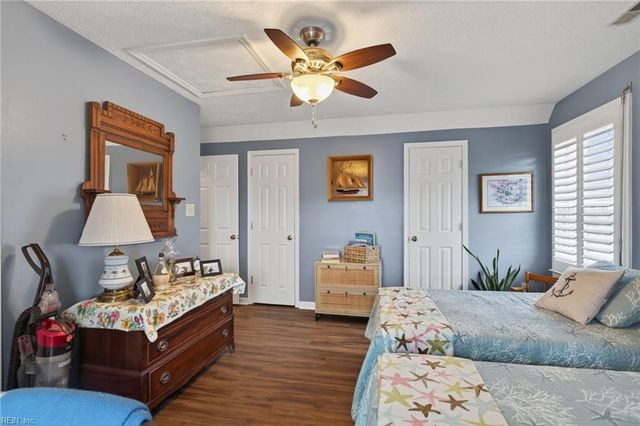 110 Grand View DR, Hampton, VA 23664