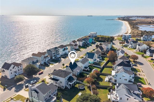 110 Grand View DR, Hampton, VA 23664