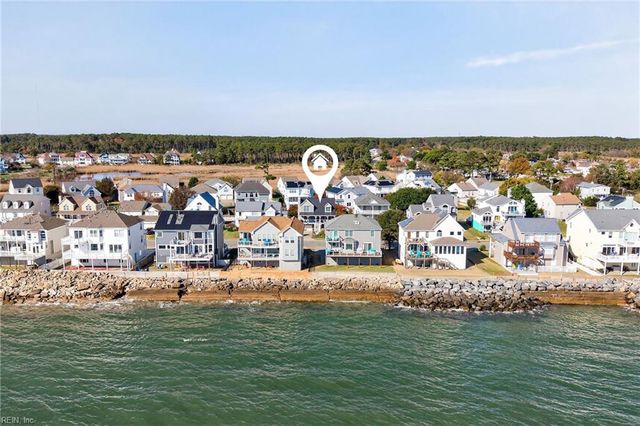 110 Grand View DR, Hampton, VA 23664