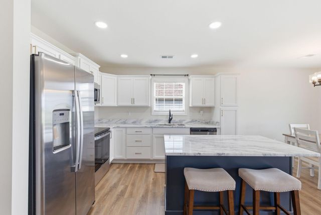 410 Wyldwood Way, Berea, KY 40403
