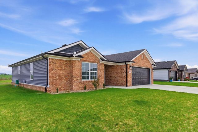 410 Wyldwood Way, Berea, KY 40403